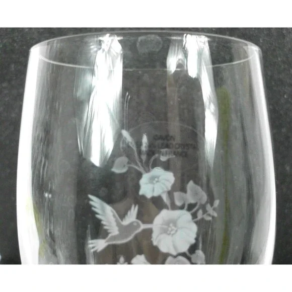 Vintage 1999 Avon Hummingbird Lead Crystal Glass Goblets Wine Glass 8" Set of 2 - Picture 4 of 4